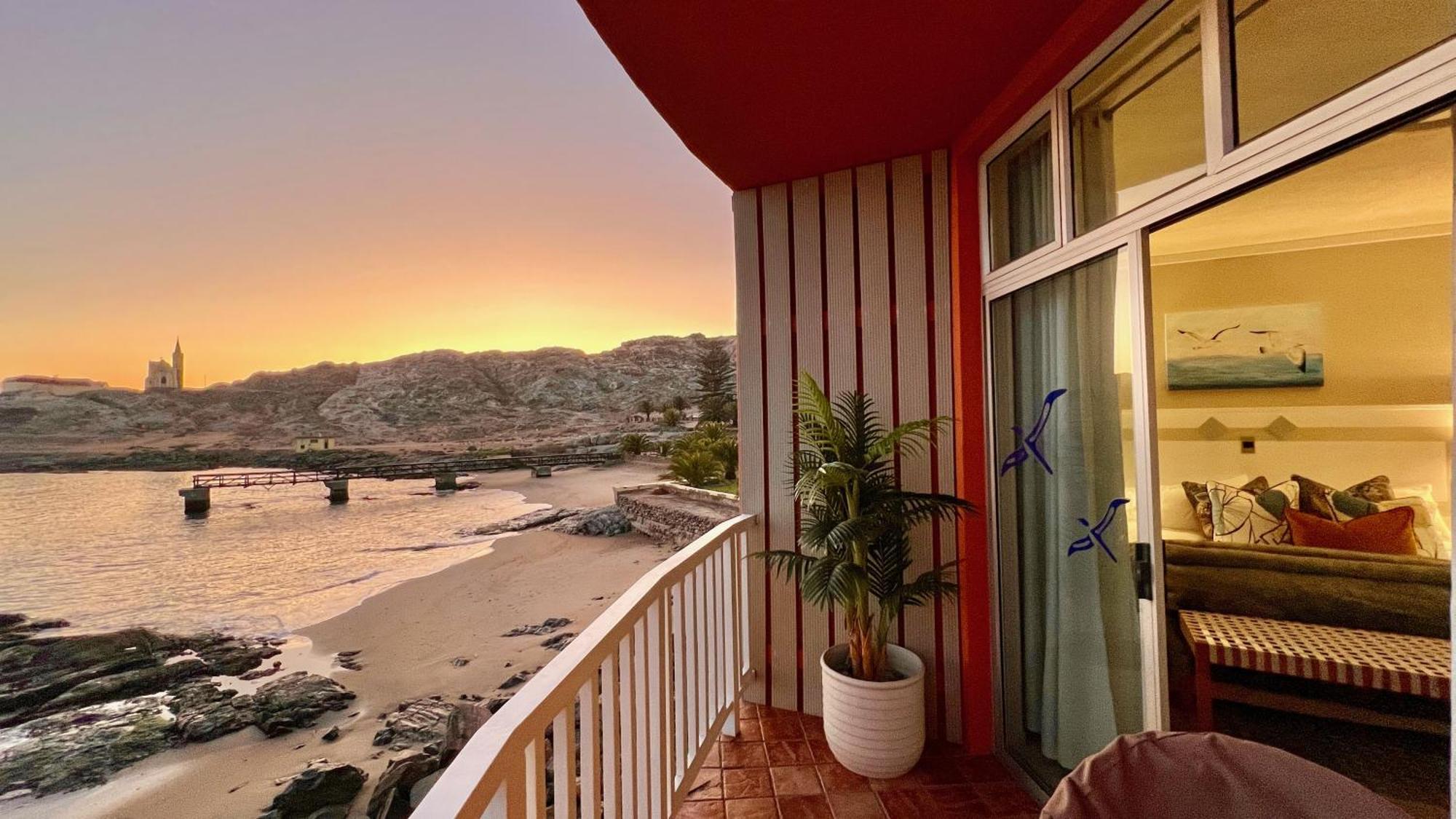 Luederitz Nest Hotel Exterior photo